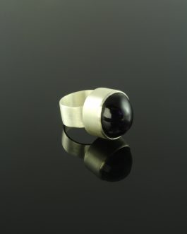 Collection Meru: ELBRUS Amethyst Ring