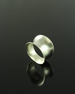 Collection Vulkana: HIRON Anticlastic forming Ring / matte polished